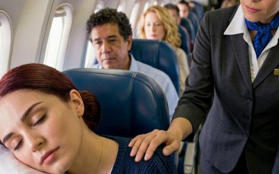 Elle dormait dans la cabine 8A lorsque le capitaine a demandé s’il y avait des pilotes de chasse à bord.