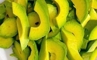 Les médecins révèlent que manger des avocats cause… voir la suite