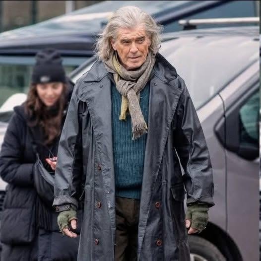 Est-ce vraiment lui ? Une photo récente a surpris ses fans en dévoilant un look très différent de celui dont ils se souvenaient.